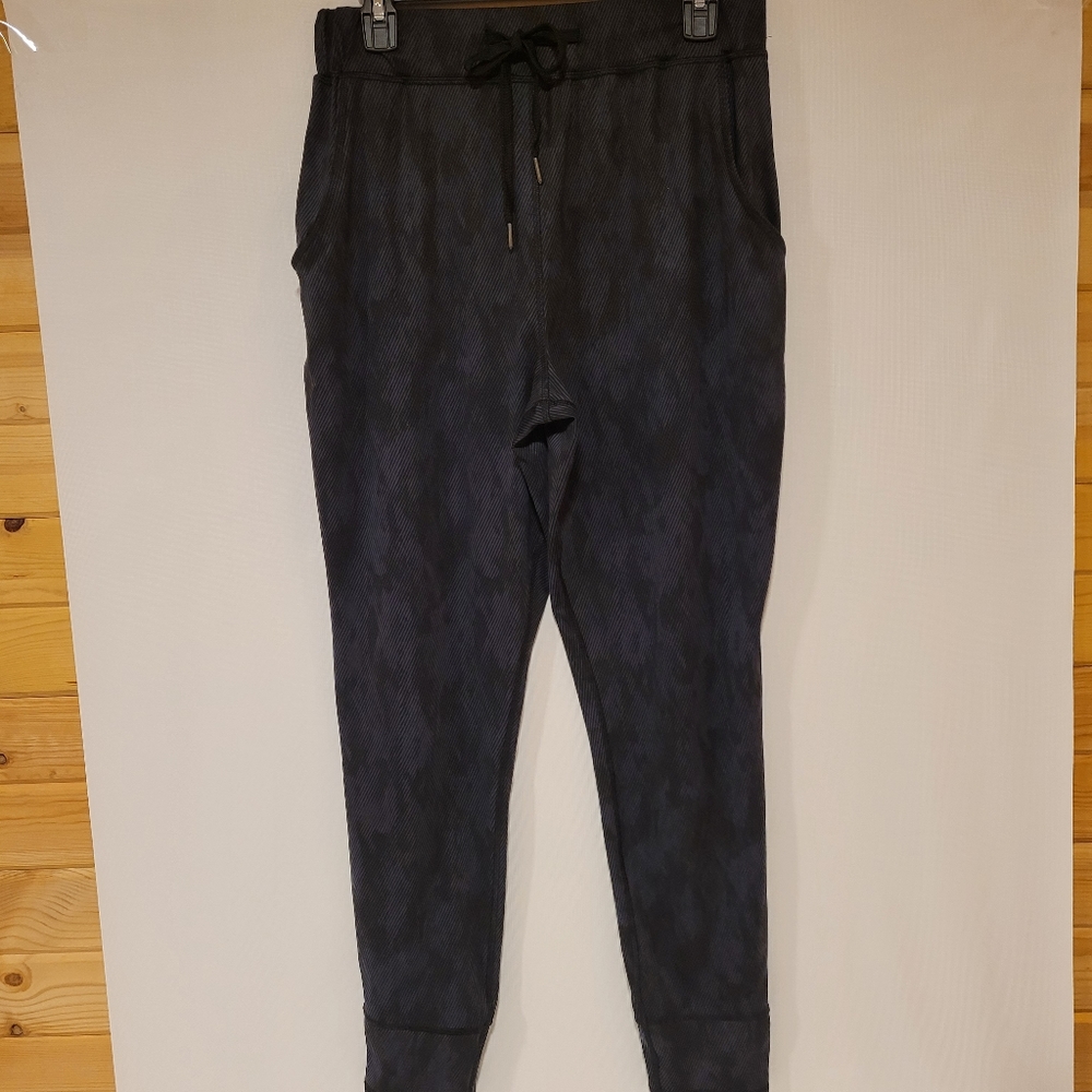 X by Gottex athletic black print pants